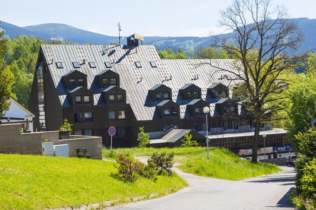 Sporthotel Bohemia Рокицани Экстерьер фото